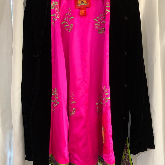 None - Picture 2 of 4